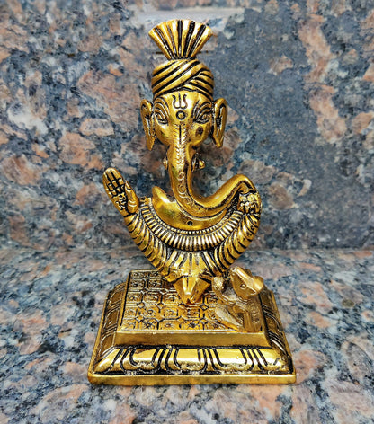 Wonder Care | Ganesha Statue Sculpted in Great Detail in Ivory Antique Finish - Ganesh Idol for Car | Home Decor | Mandir | Gift | Hindu God Idol