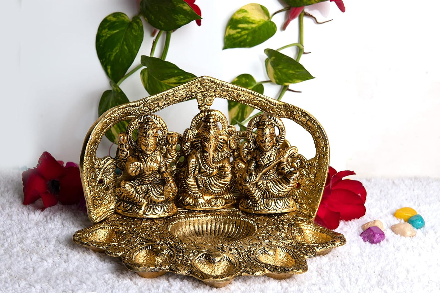 Wonder Care | Ganesha Statue Sculpted in Great Detail in Ivory Antique Finish - Ganesh Idol for Car | Home Decor | Mandir | Gift | Hindu God Idol